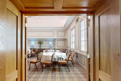 Cromwell Suite (New..)