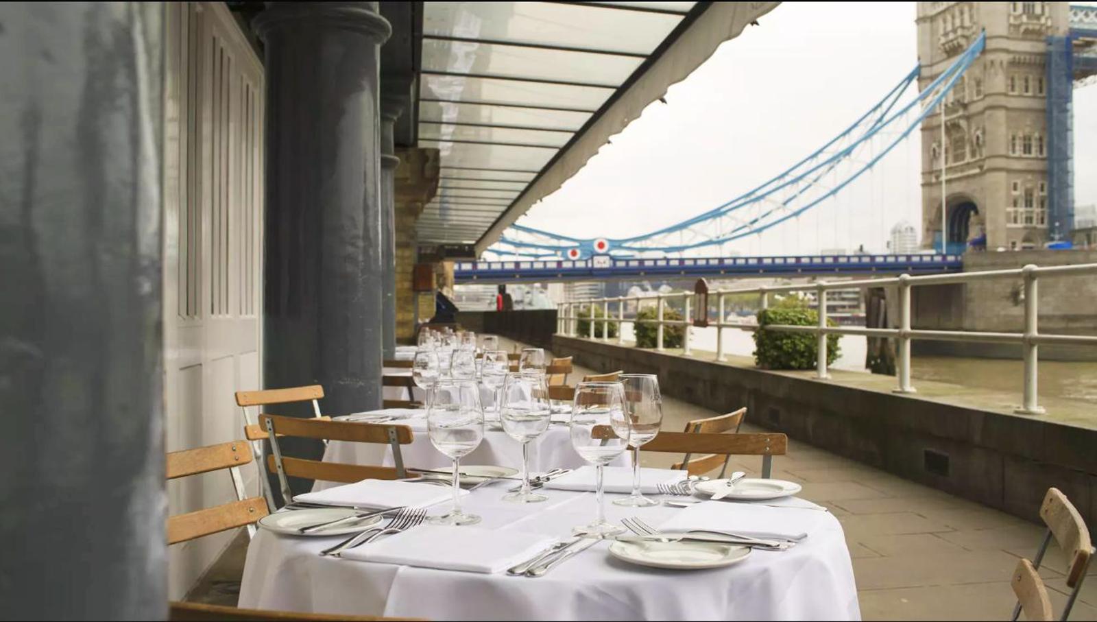 Bar & Terrace