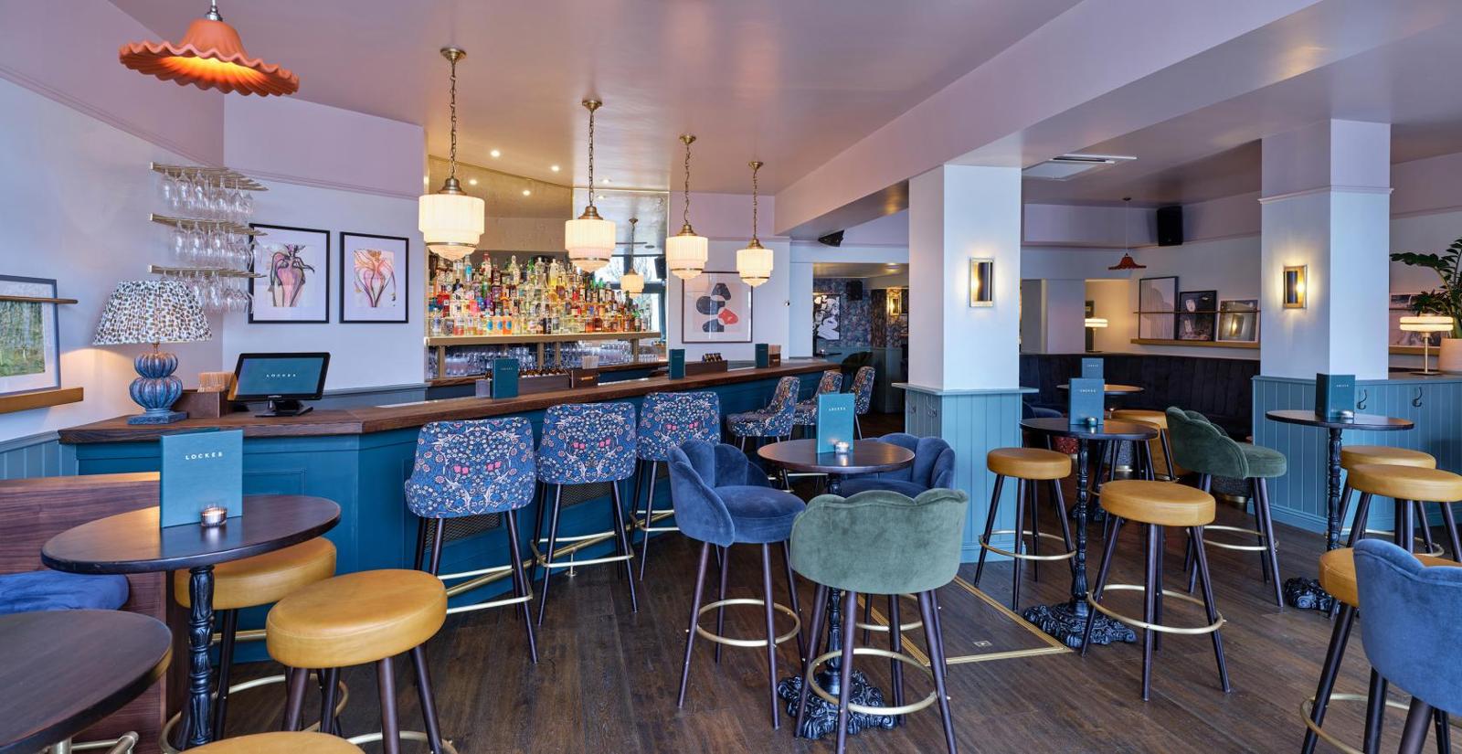 Main Bar