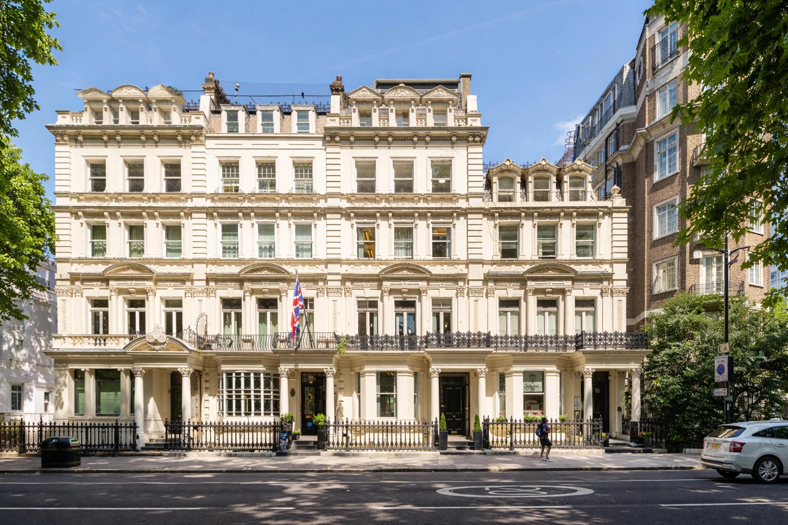 BEEM: 62 Bayswater Road
