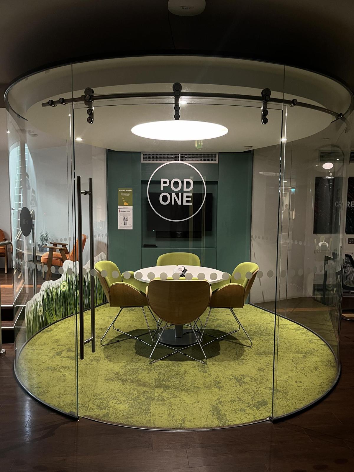 Pod Len Meeting Room
