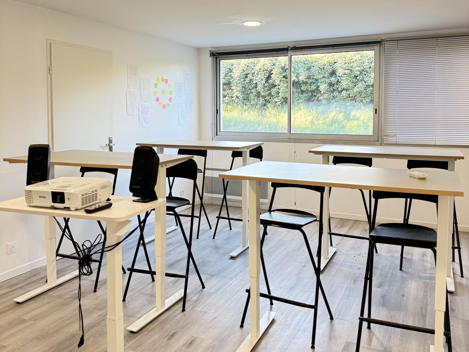 Salle de réunion / formation – jusqu’à 15 personnes– parking gratuit