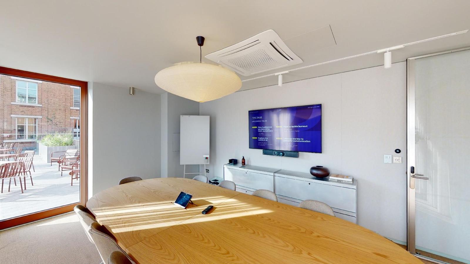 Meeting Room 13