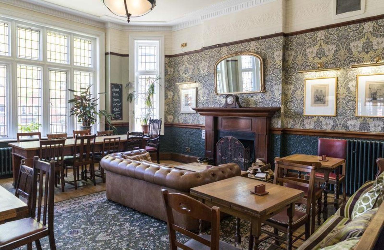 Barker Room