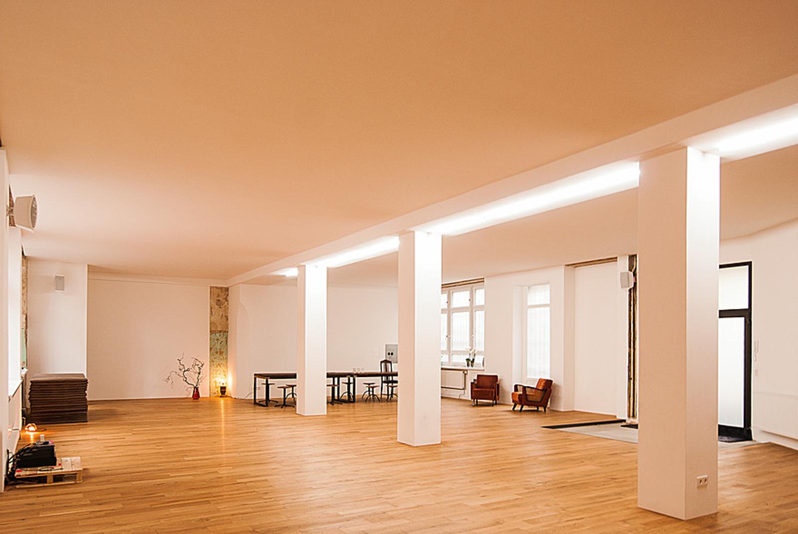 Großer Meetingraum