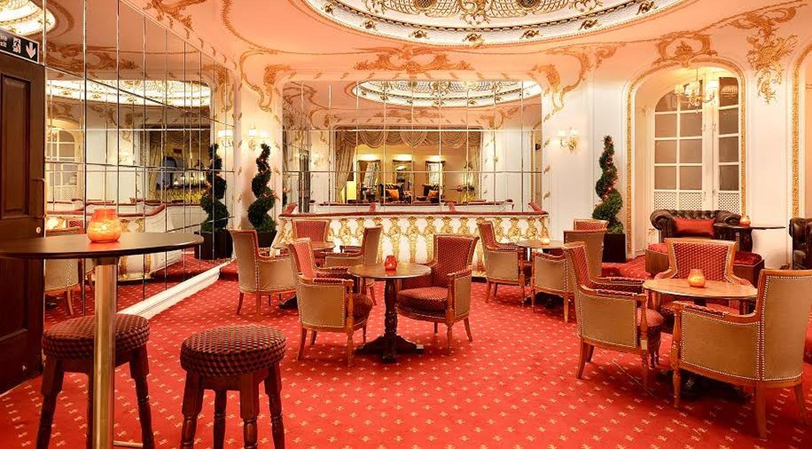 Theatre Bar