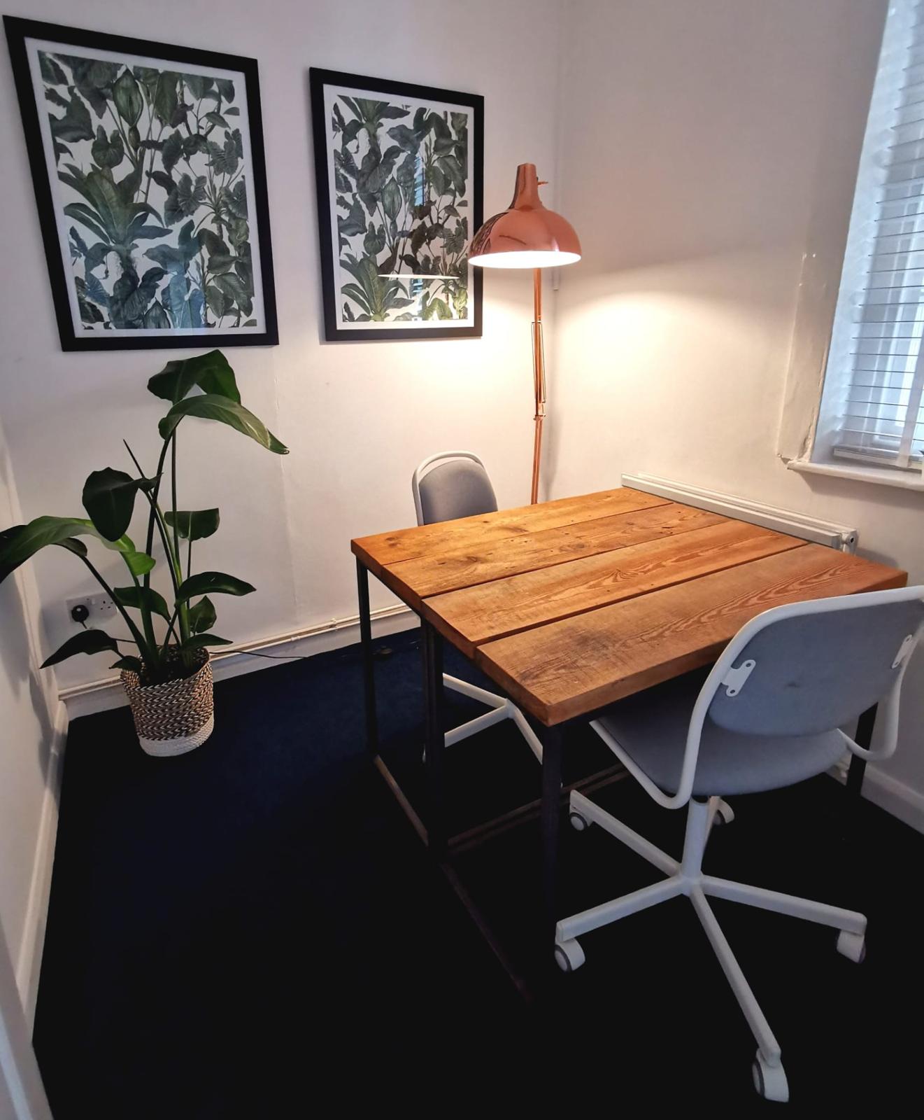 Austen - 2 Person Day Office
