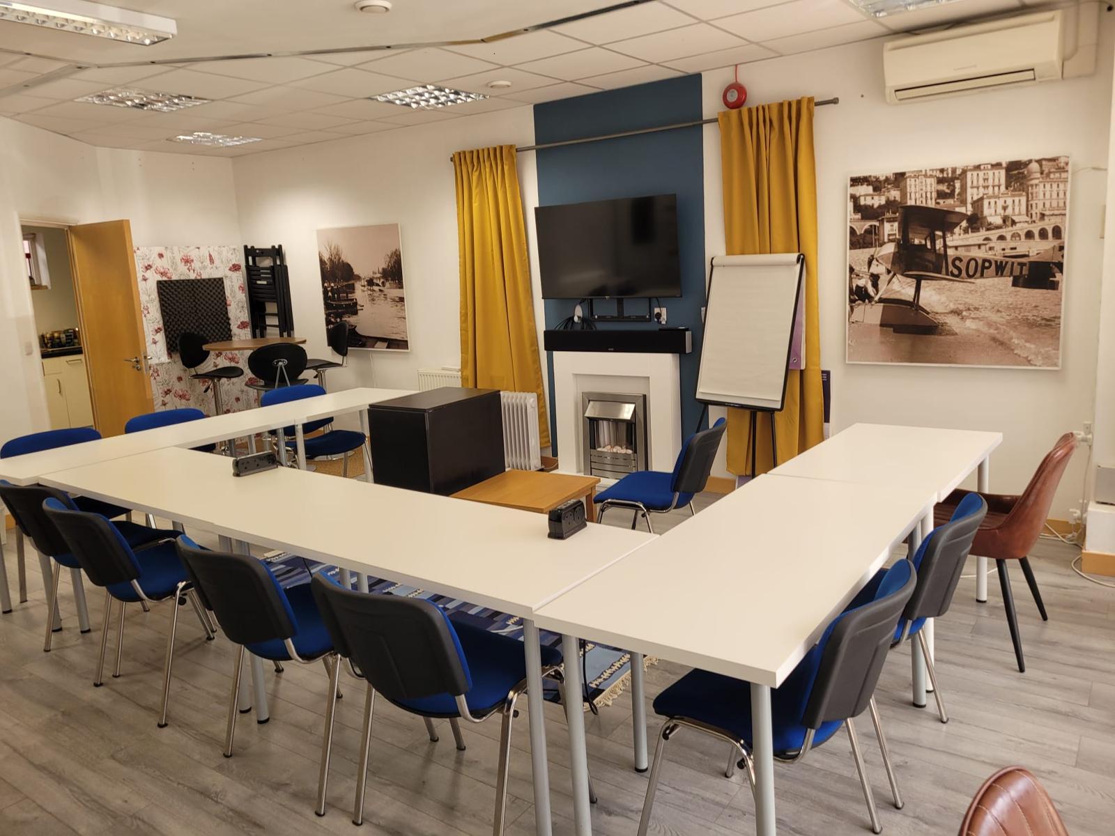Pixton Room