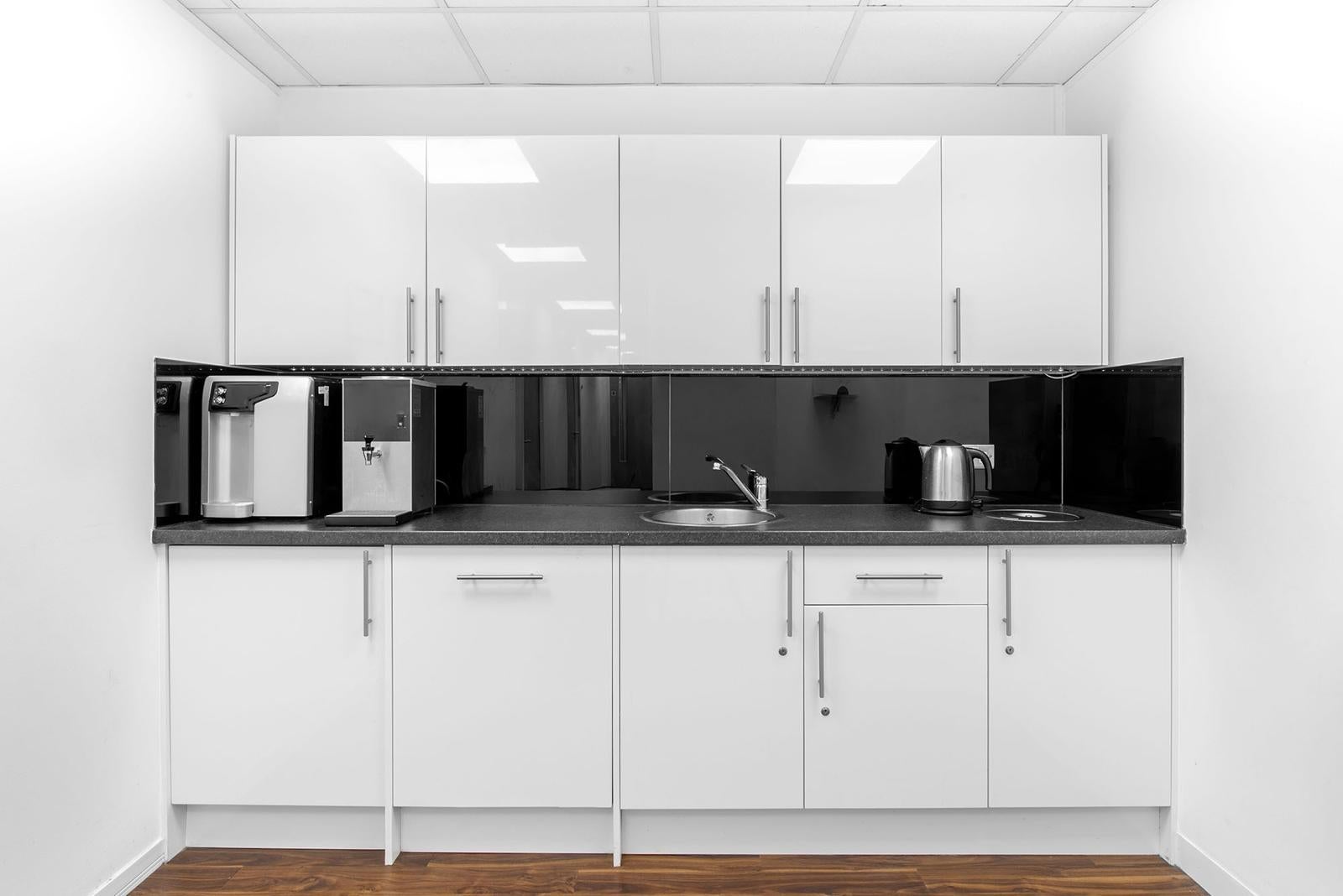 Regus - Cardiff - Cardiff Gate Business Park