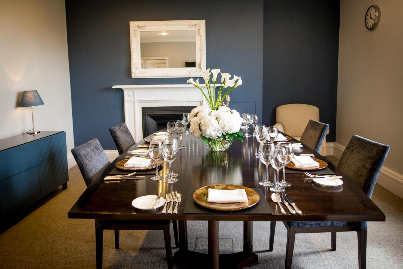 Thames Room
