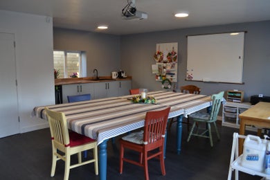 Spacious Meeting Room for 10