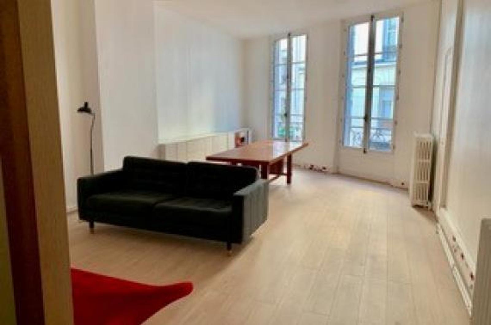 SHOWROOM