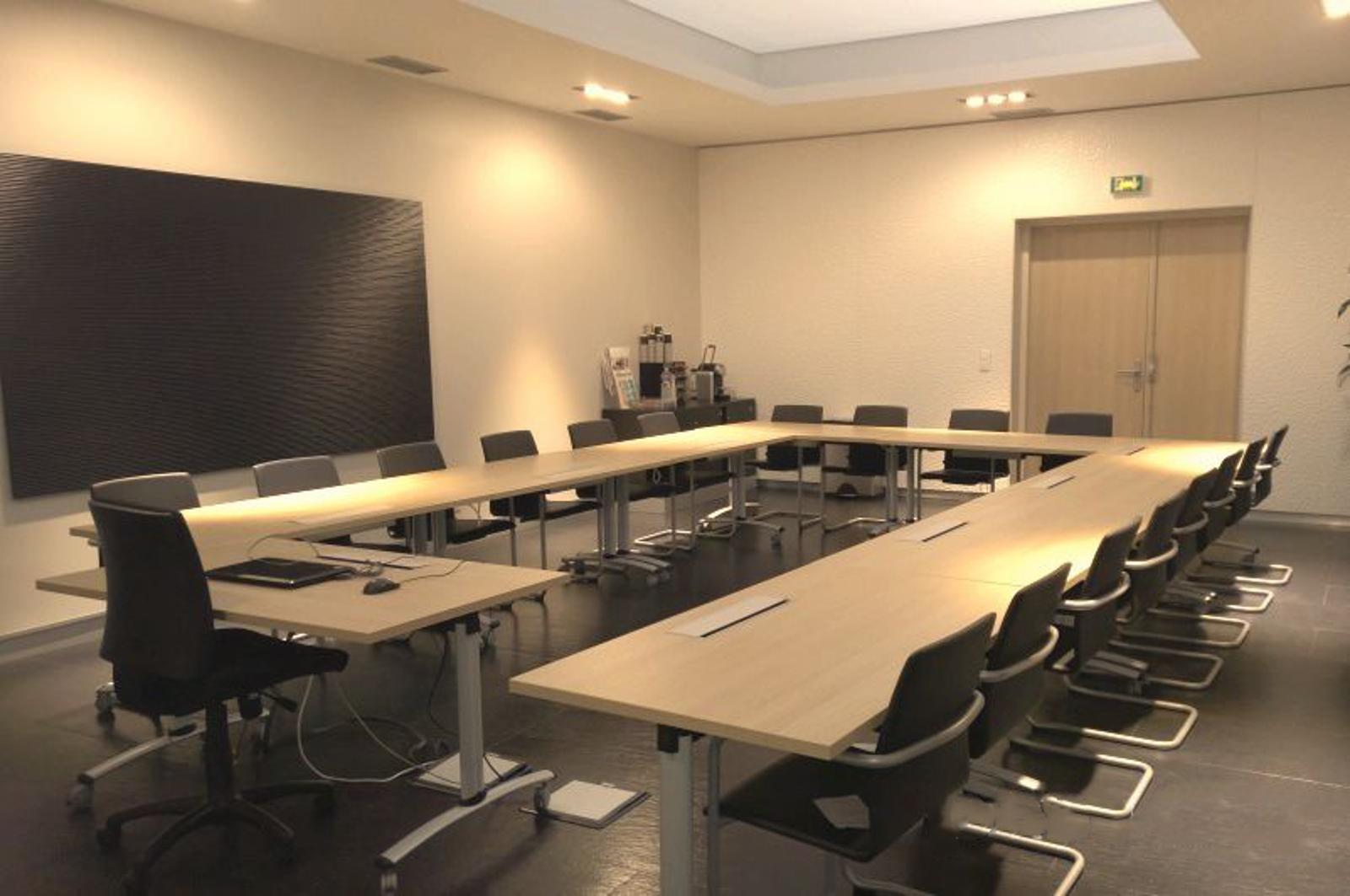 Salle de réunion 6