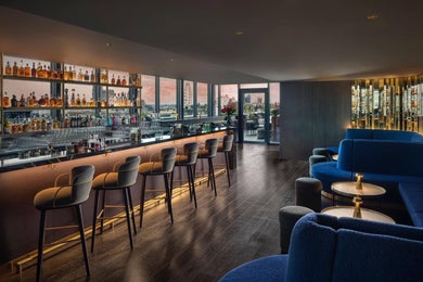 AMANO Rooftop Bar &Terrace