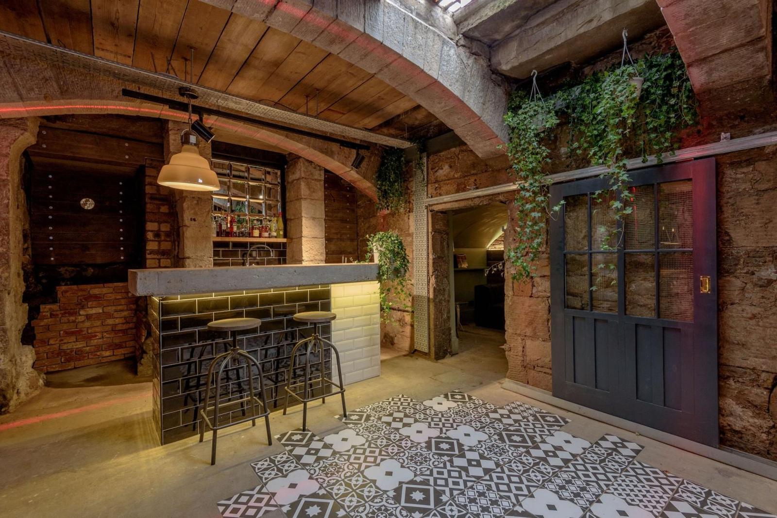 Private Hire - Entire Venue