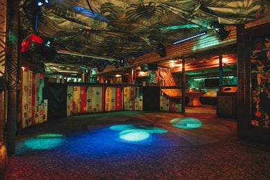 The Whole Venue (New..)