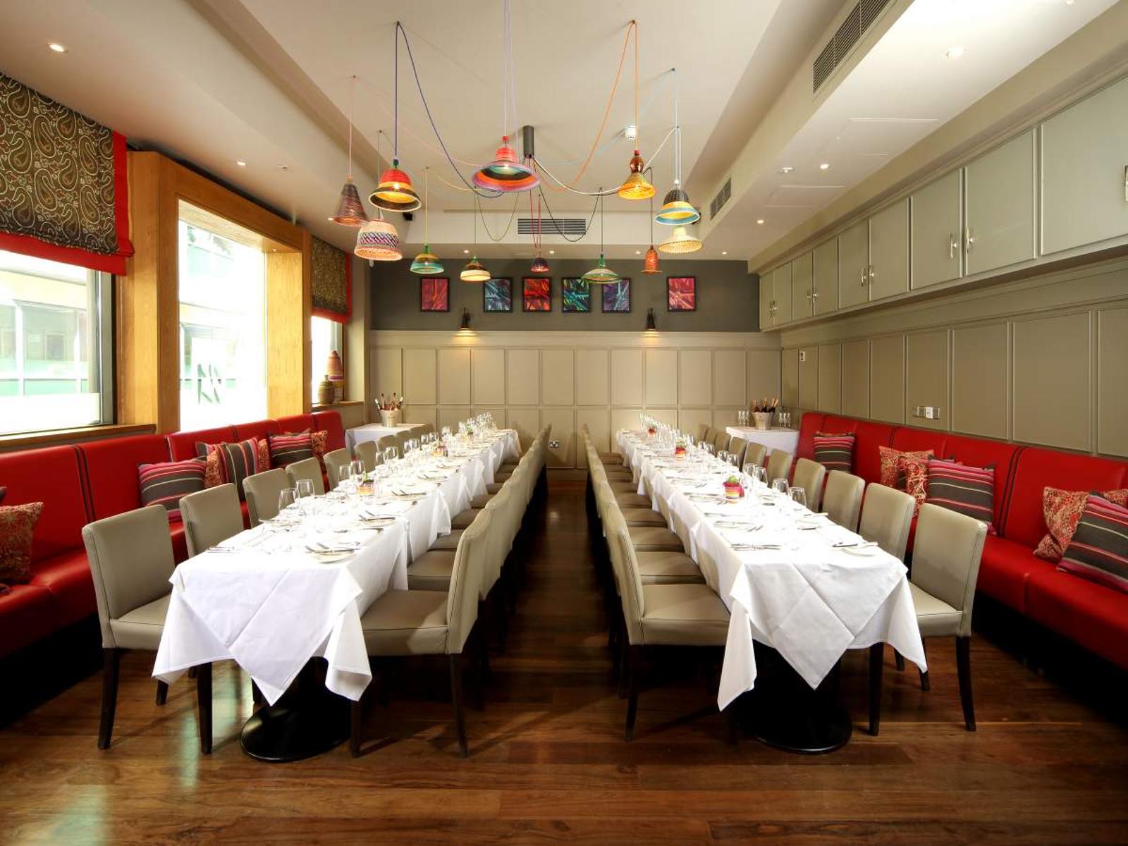 PRIVATE DINING ROOM