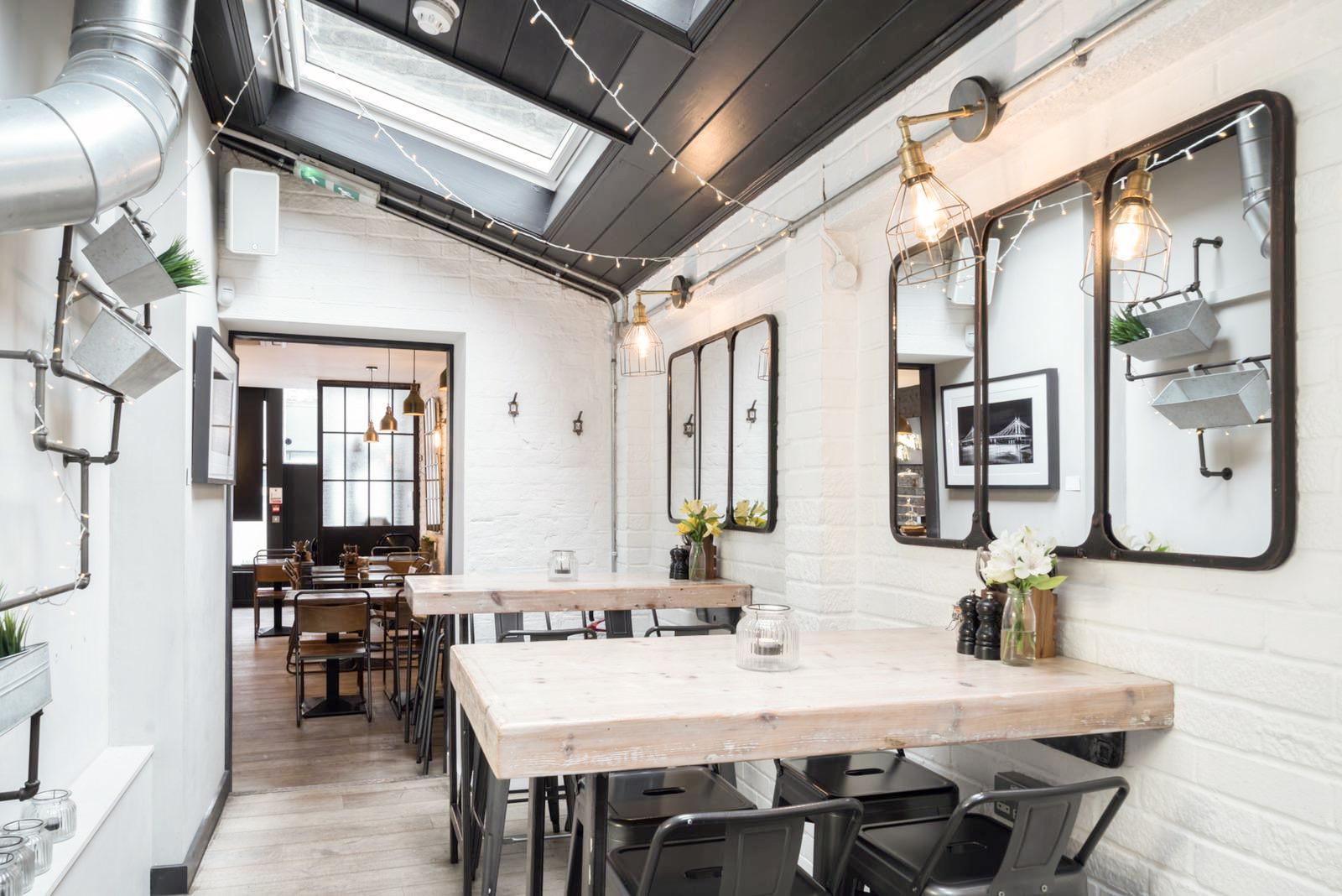 Social Eatery