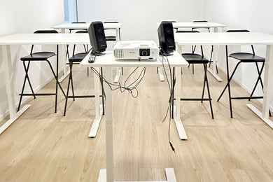 Salle de réunion / formation – jusqu’à 10 personnes– parking gratuit