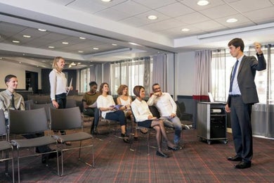 PEDRO ESCOBAR + VESPUCCI + VDG