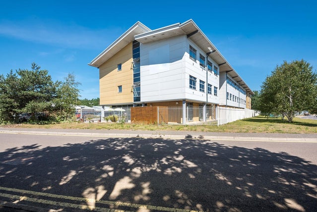 Office Space In Bournemouth Airport Aviation Park West Centre Limited www.zipcube.com